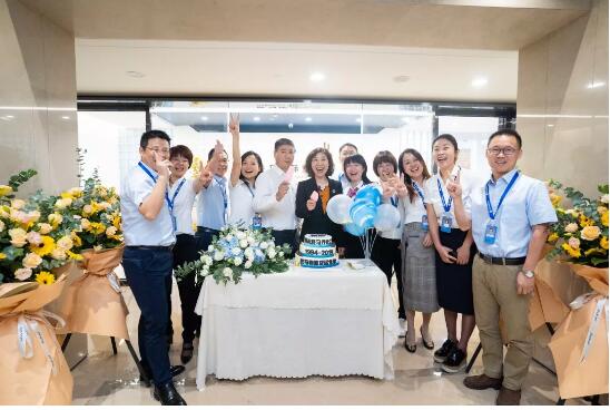 凯时凯时首页-新平台，，，，新起点——热烈祝贺凯时凯时首页货运喜迁新址