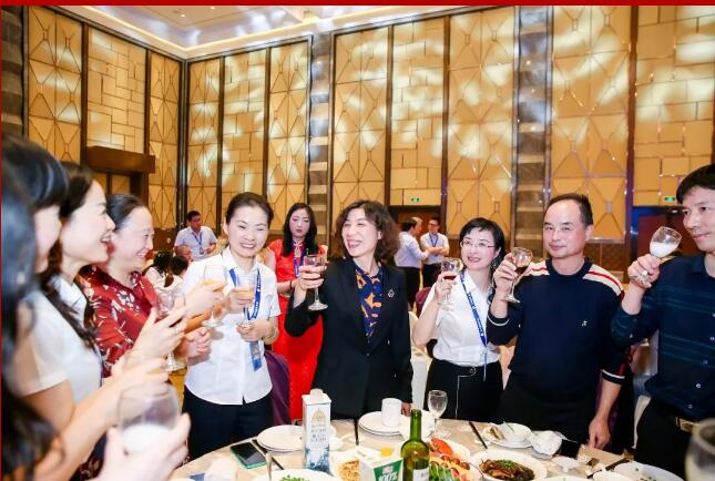 Zhejiang?Sunmarr?International?Transportation?Co.,?Ltd.?-凯时凯时首页25周年 感恩再出发